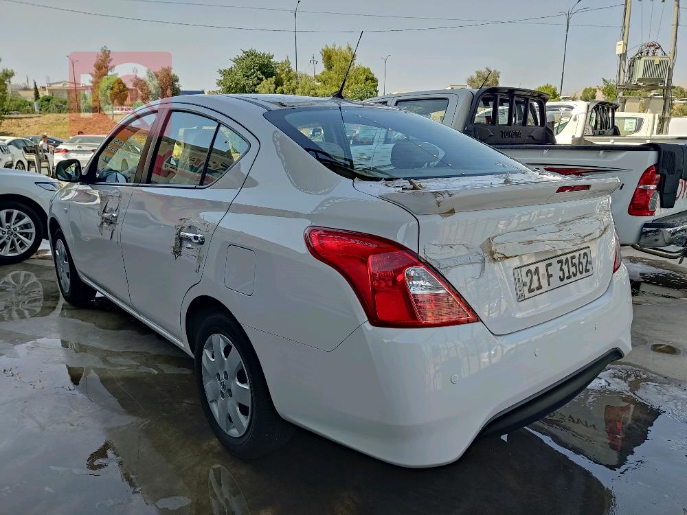 Nissan Sunny